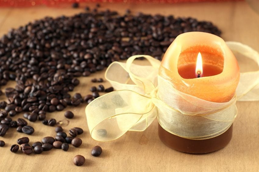 Coffee beans scented candle