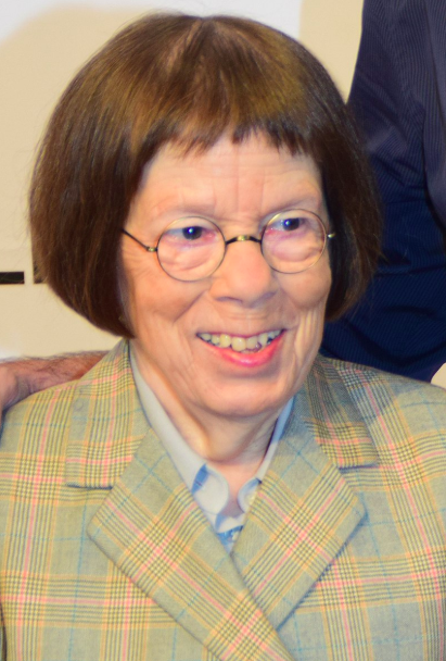 linda hunt