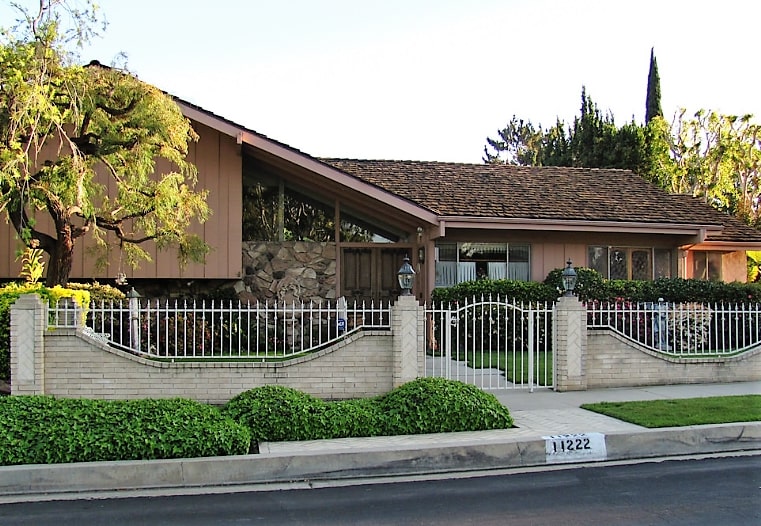 brady bunch house