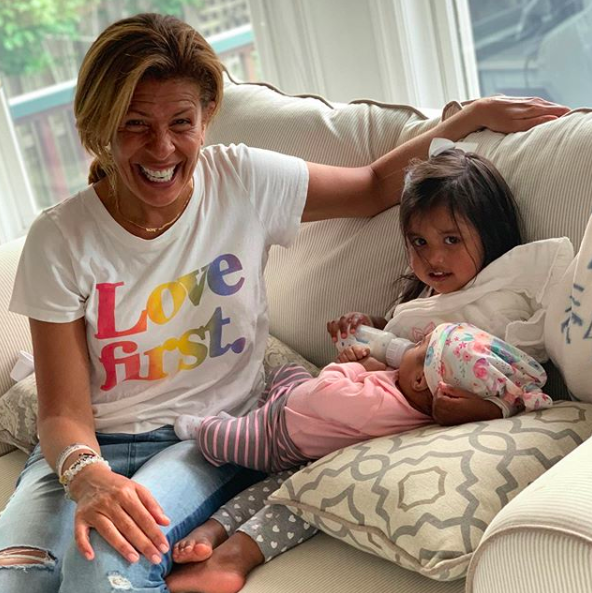 hoda kotb and her daughters