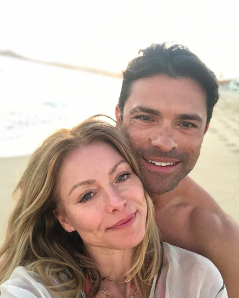 Mark Consuelos and Kelly Ripa 