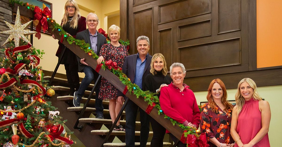 All Six 'Brady Bunch' Kids Reuniting For HGTV Christmas Special — With Ree Drummond!