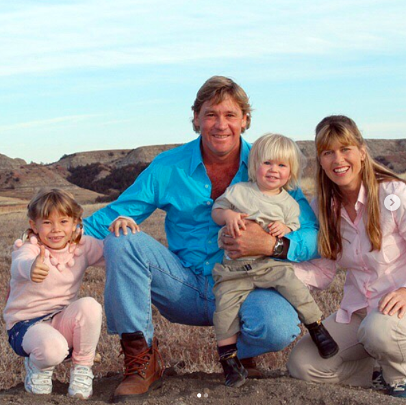 bindi irwin to honor late dad at wedding