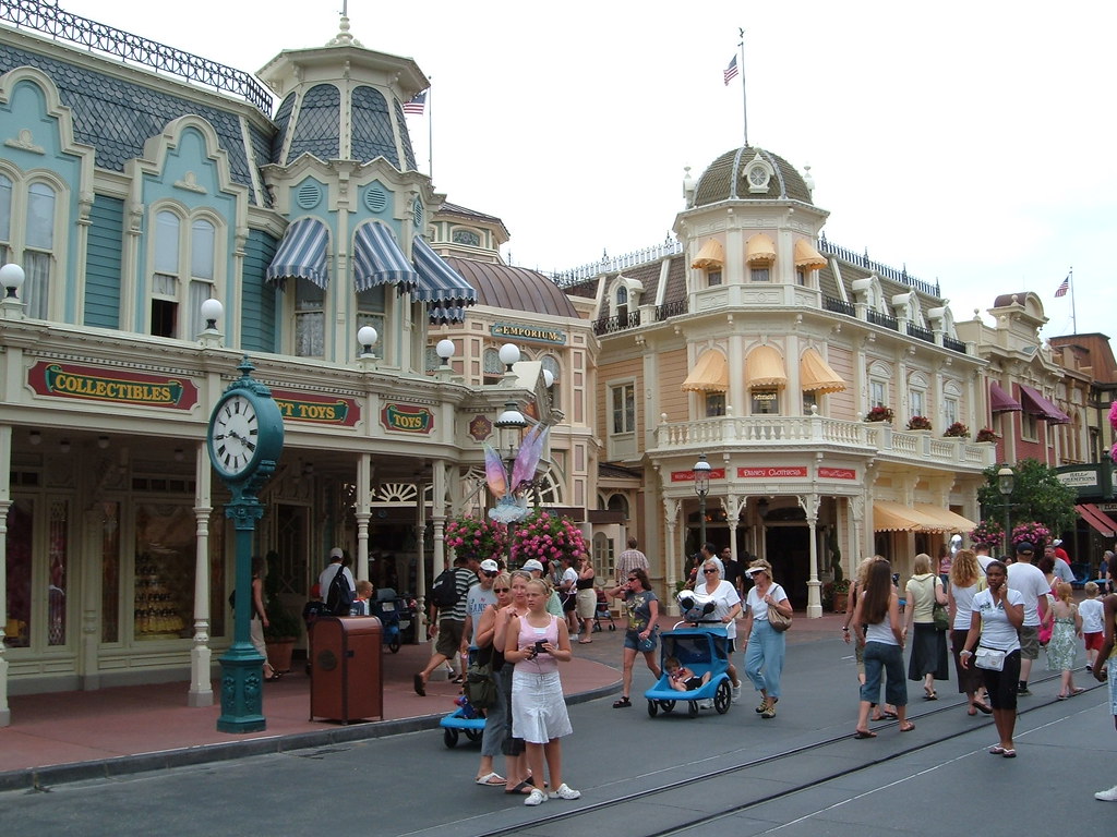 main street shops