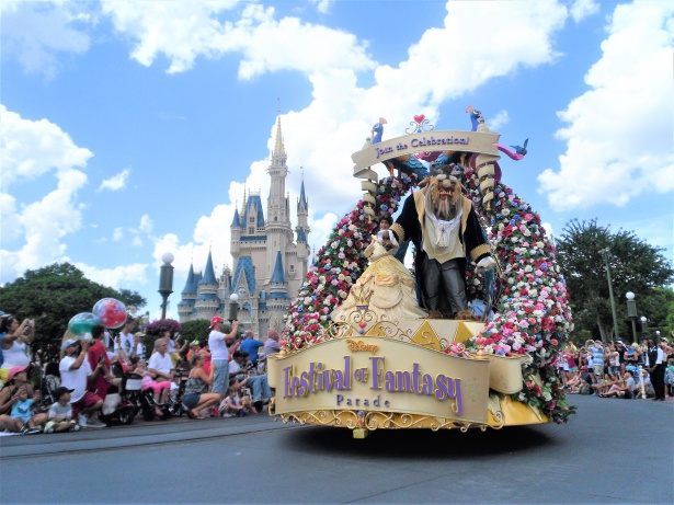 beauty and the beast disney parade