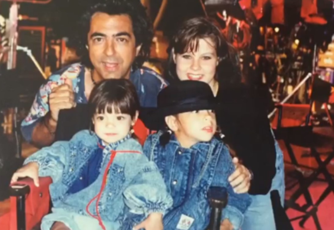 joe mantegna and family 