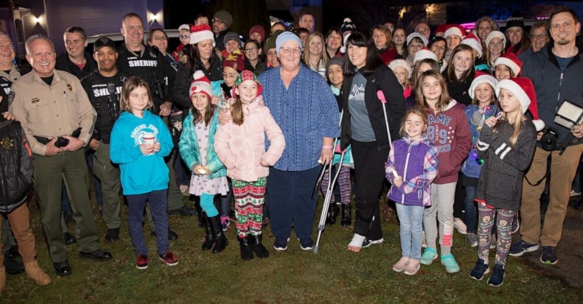 One Teacher Is Fighting Cancer, So Students Show Up Singing Christmas Carols On Her Front Lawn