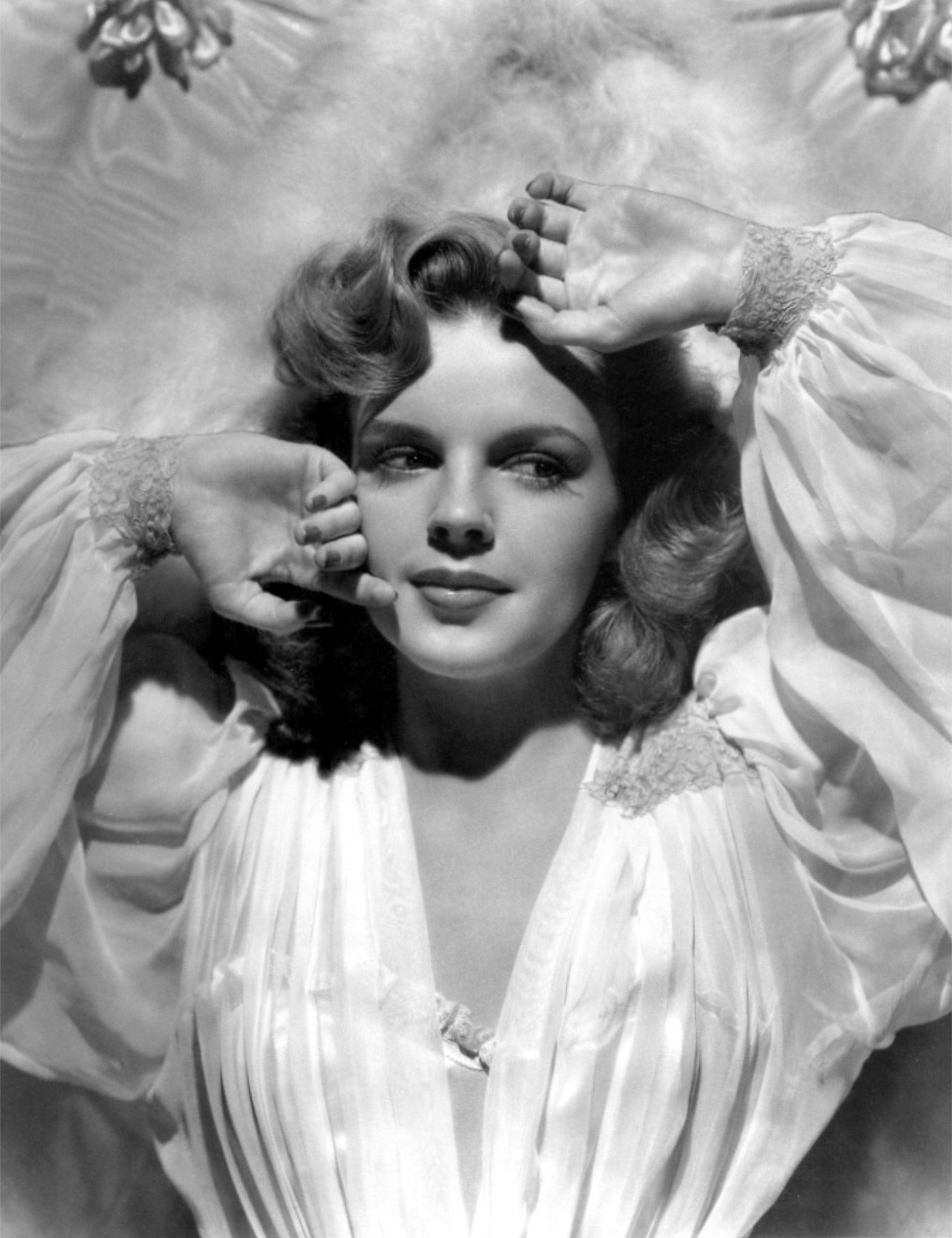lucille ball talks about judy garland comedic abilities