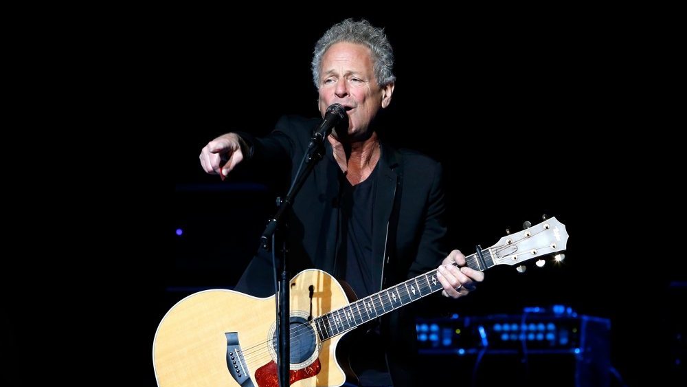 mick fleetwood says lindsey buckingham will never reunite with the band