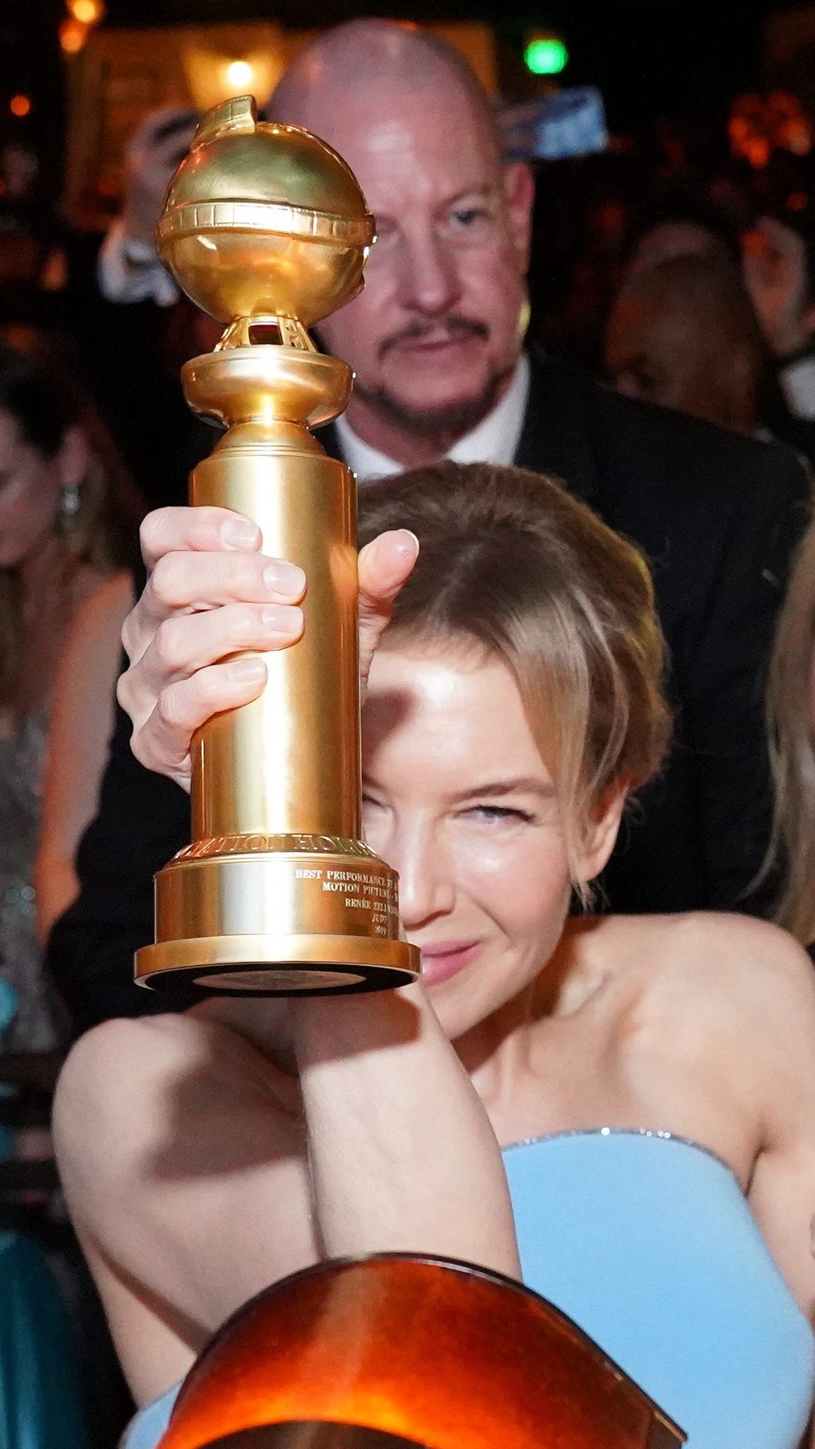 renee zellweger golden globe 