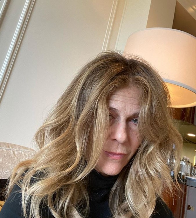 rita wilson no makeup 