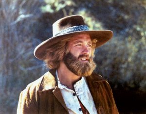 Outside of filming, Dan Haggerty actually took in injured animals on his ranch