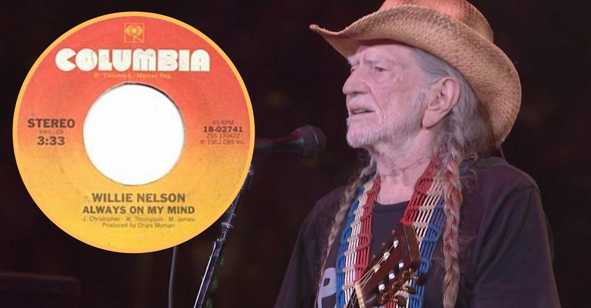 Willie Nelson Shed A Tear During Incredible Performance Of _Always On My Mind_