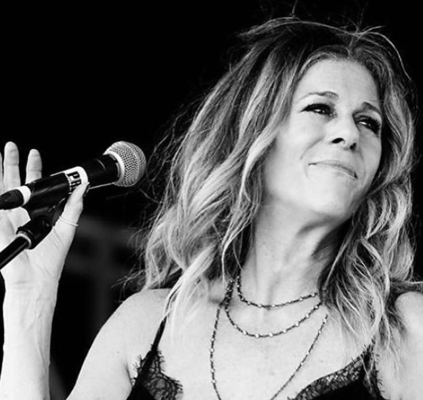 rita wilson performing