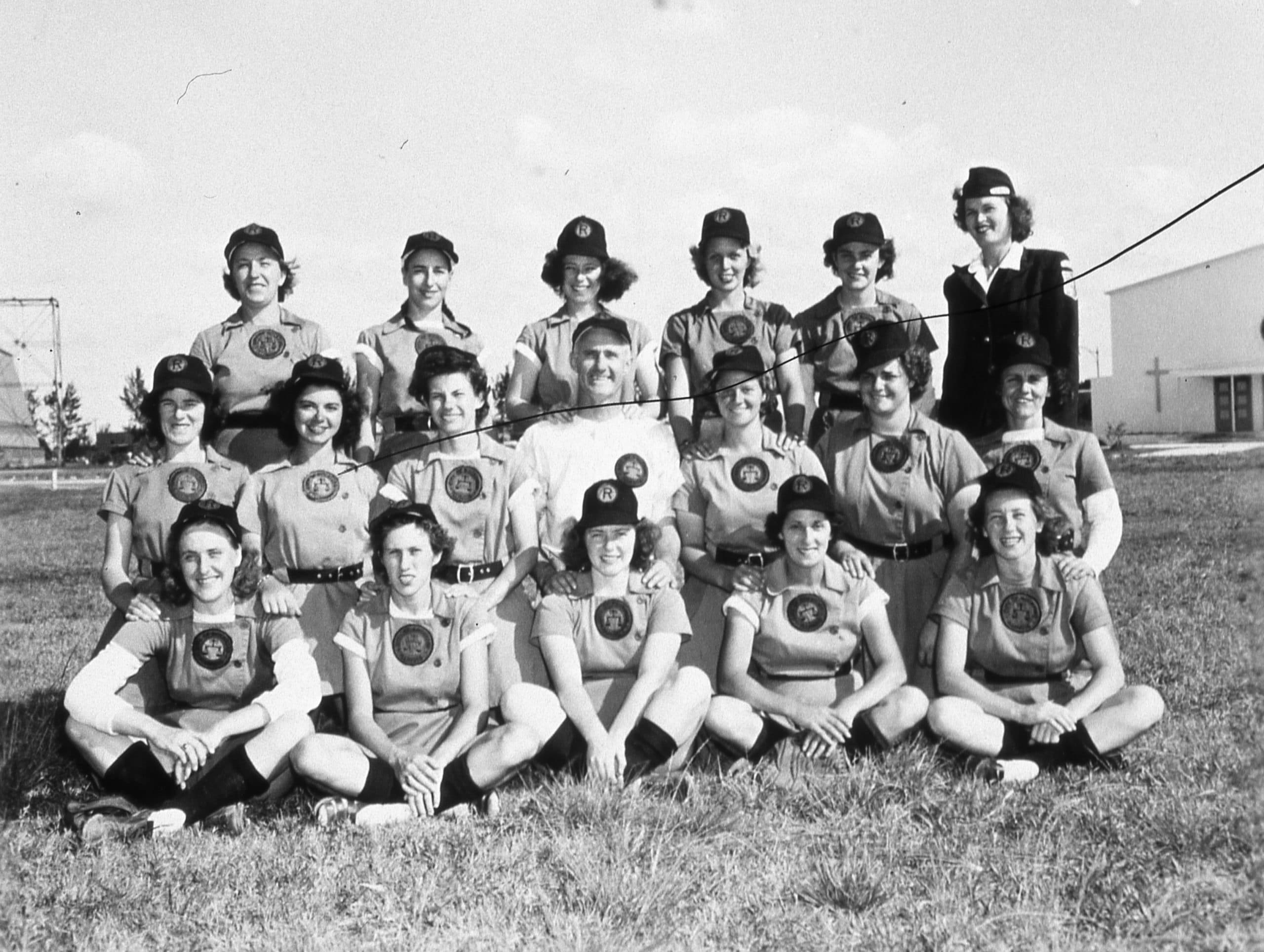 rockford peaches baseball team