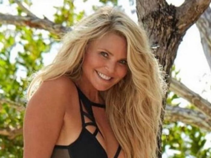Christie Brinkley shares throwback photo from Sports Illustrated Swimsuit