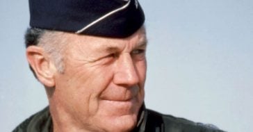Chuck Yeager dies at 97
