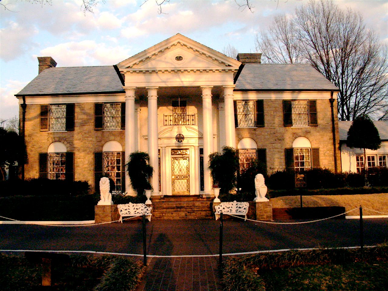 Graceland 