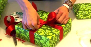 How to wrap a stylish present