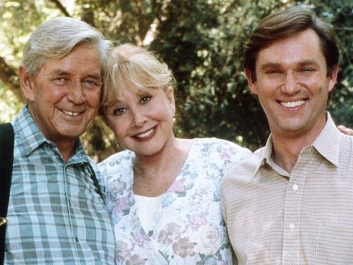 Richard Thomas talks about his television parents Ralph Waite and Michael Learned from The Waltons