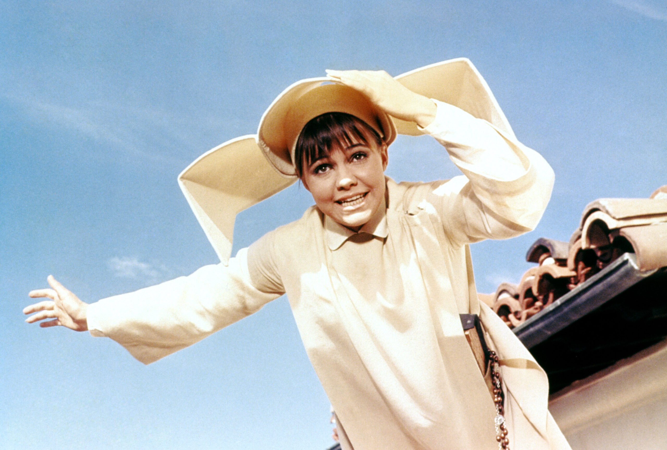 sally field hated the flying nun