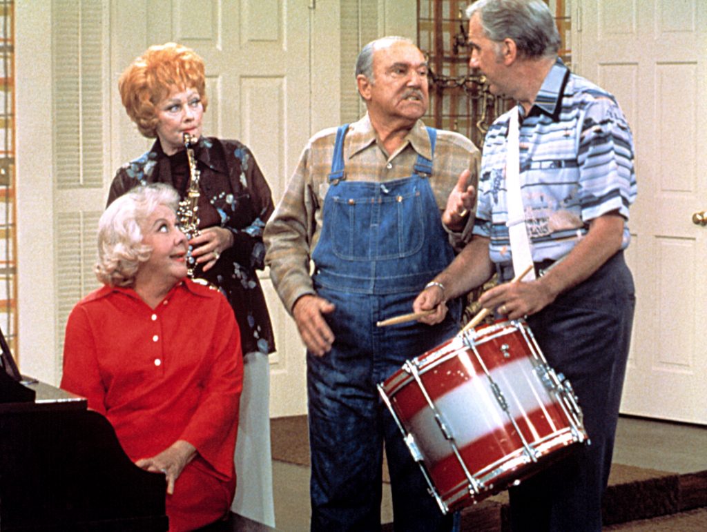 lucy-calls-the-president-lucille-ball-vivian-vance-gale-gordon