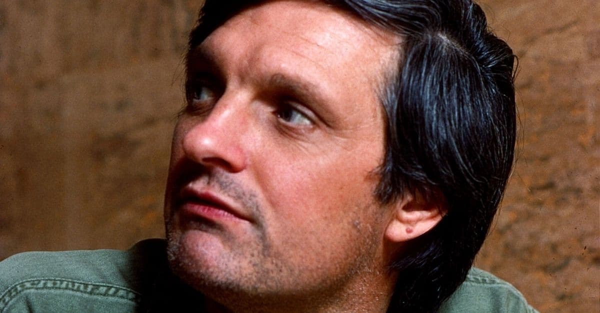 The Real-Life Hawkeye Was Not Impressed With ‘M*A*S*H’