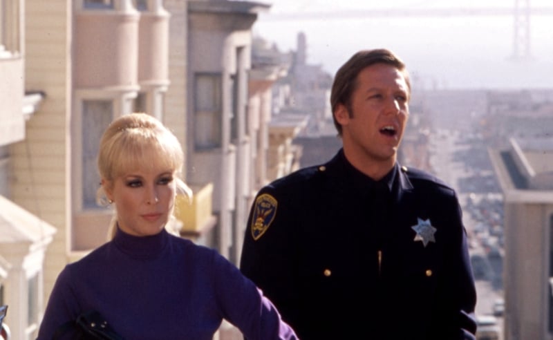 barbara-eden-david-hartman-the-feminist-and-the-fuzz