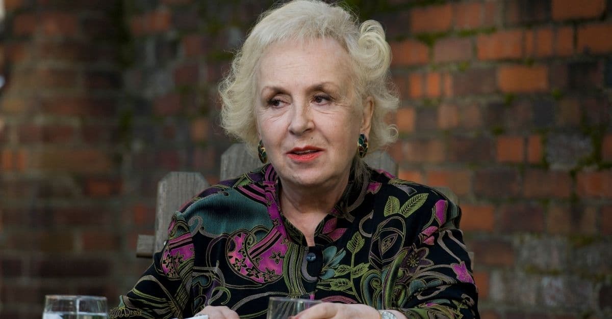 ‘Everybody Loves Raymond’s Doris Roberts Claims Exec Producer’s Treatment Of Cast Was ‘Horrible’