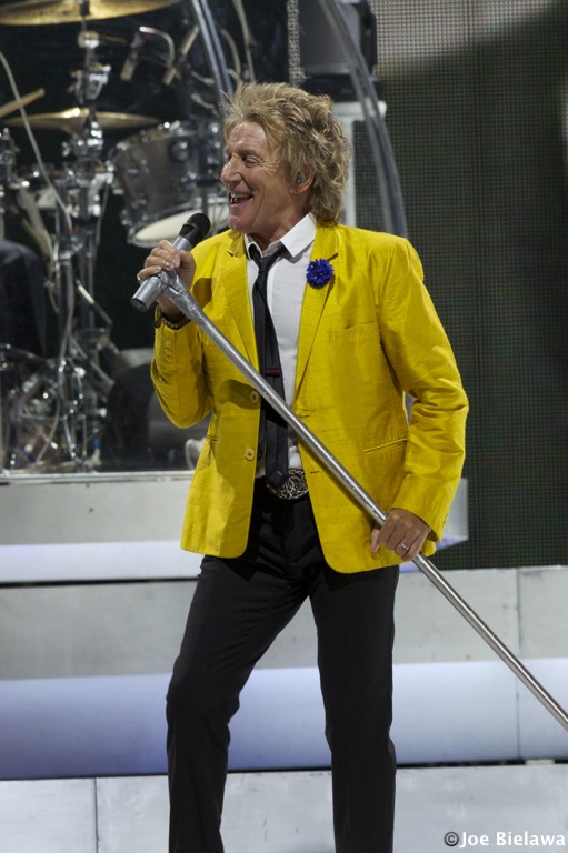 Whatever Happened With That Feud Between John Lennon And Rod Stewart?